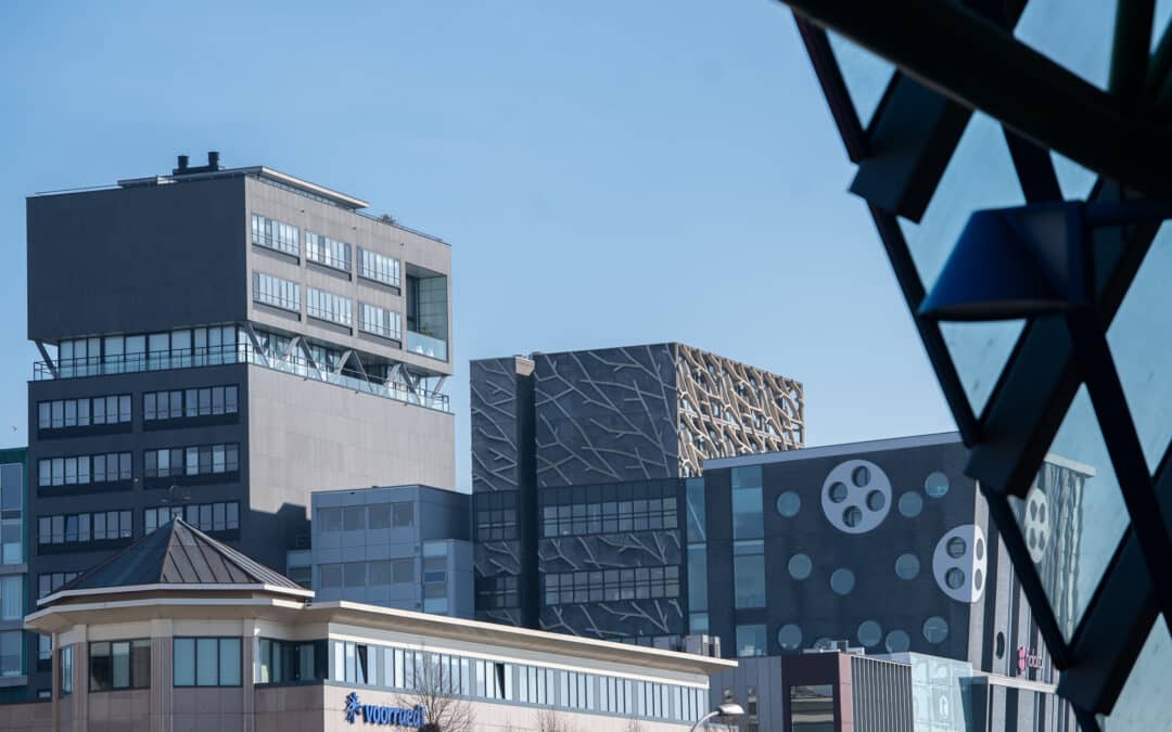 Zicht op Lelystad vanaf station